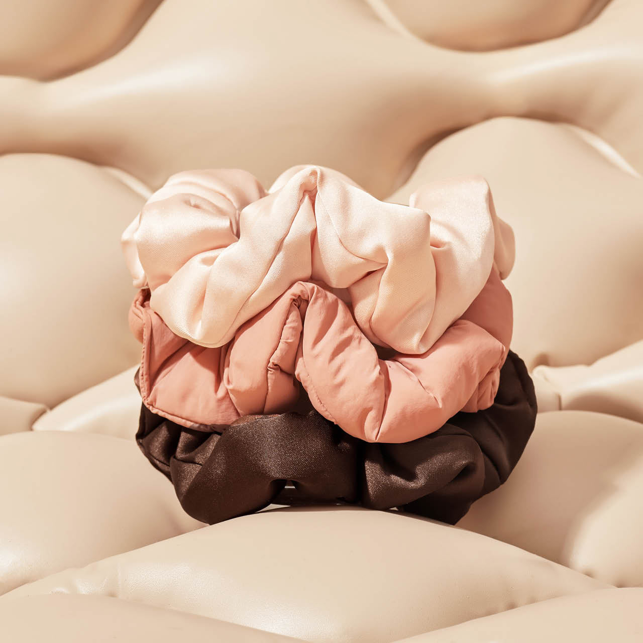 64297-CreativeProductShoot-RecycledFabric-PuffyScrunchies-3pc-Hair-Rosewood-3-1280x1280px.jpg